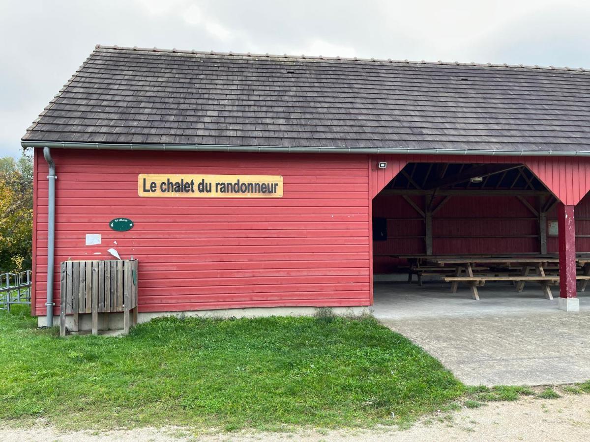 Les Maisonnettes Du Lac - Base De Loisirs Lavare ภายนอก รูปภาพ