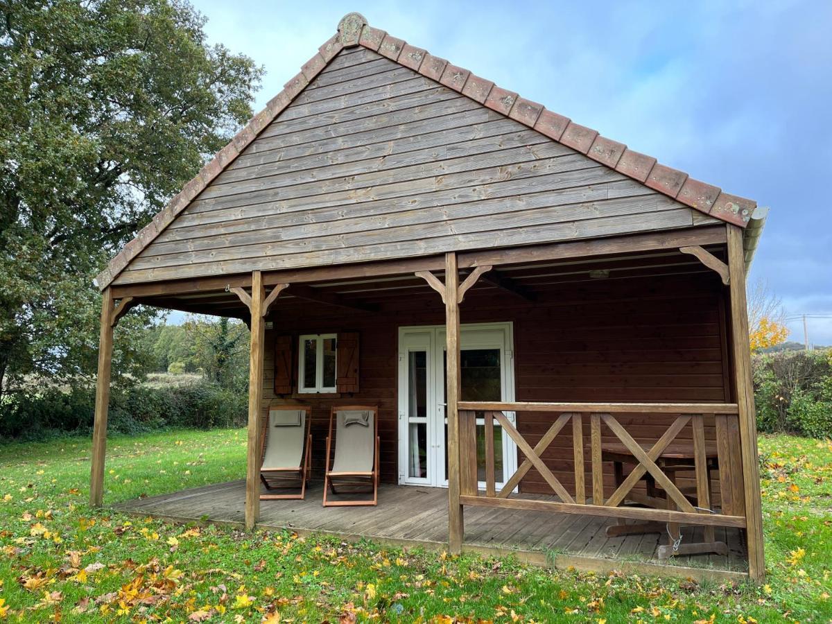Les Maisonnettes Du Lac - Base De Loisirs Lavare ภายนอก รูปภาพ